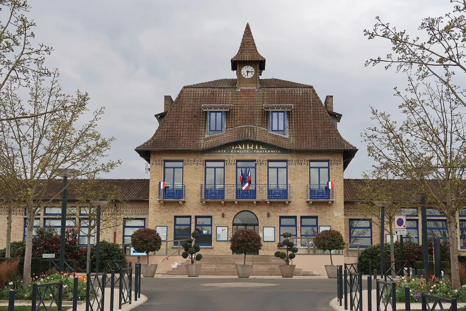 La mairie des Clayes-sous-Bois